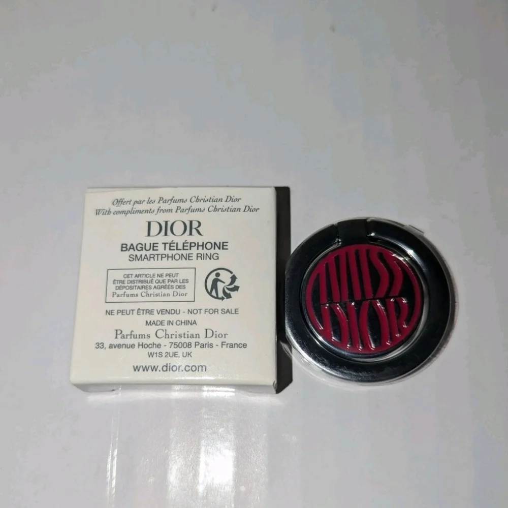 MISS DIOR GWP SILVER/RED PHONE RING HOLDER